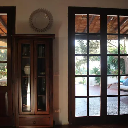 Con Discesa Privata A Mare *