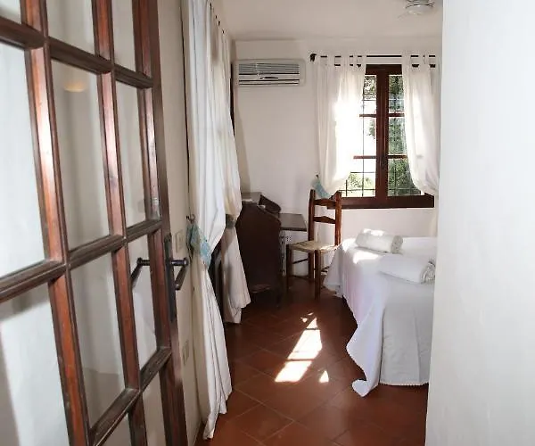 Con Discesa Privata A Mare Villa